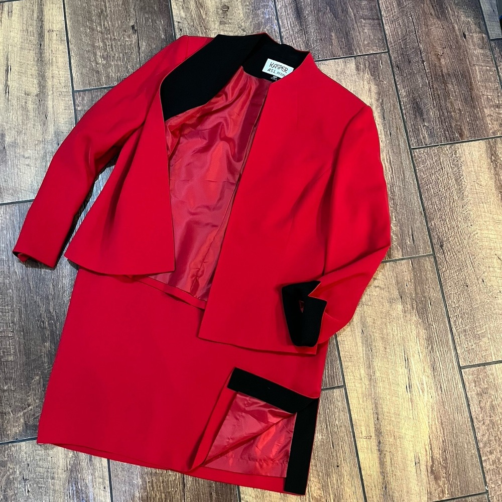 Kasper by ASL Size 10 P 2-Piece Suit Blazer Jacket & Skirt Red Workwear FLAWS